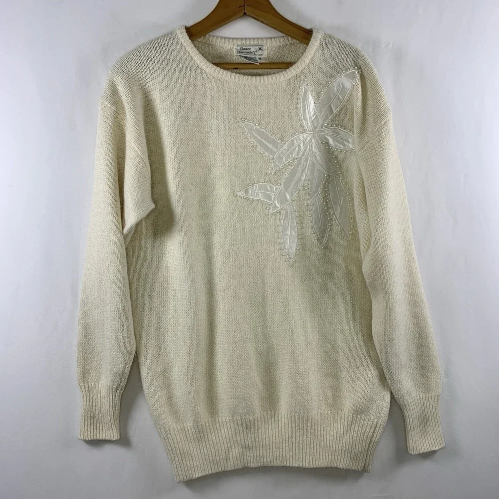 VTG Womens Demure Romantic Silk Angora Floral Pearl Tunic Sweater Sz M Hong Kong